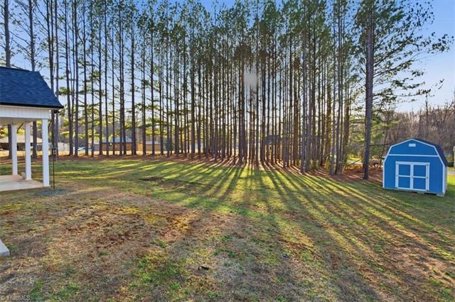 623 Arvil Hunt Road, Lexington, NC 27295