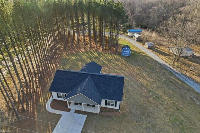 623 Arvil Hunt Road, Lexington, NC 27295