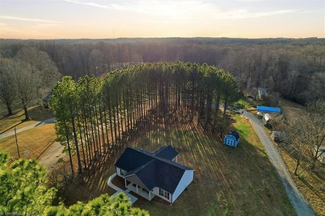 623 Arvil Hunt Road, Lexington, NC 27295