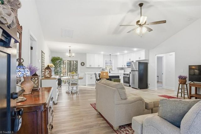 623 Arvil Hunt Road, Lexington, NC 27295