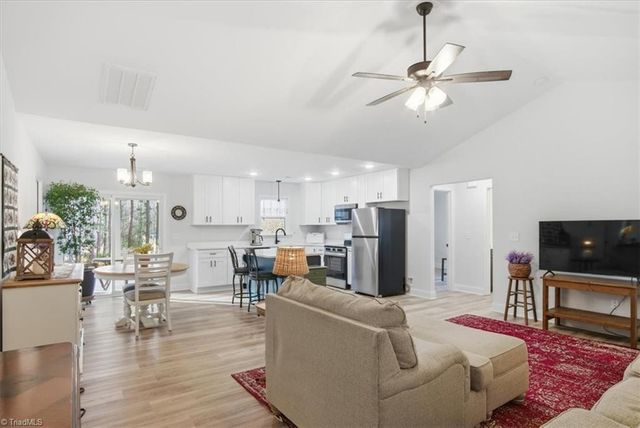 623 Arvil Hunt Road, Lexington, NC 27295