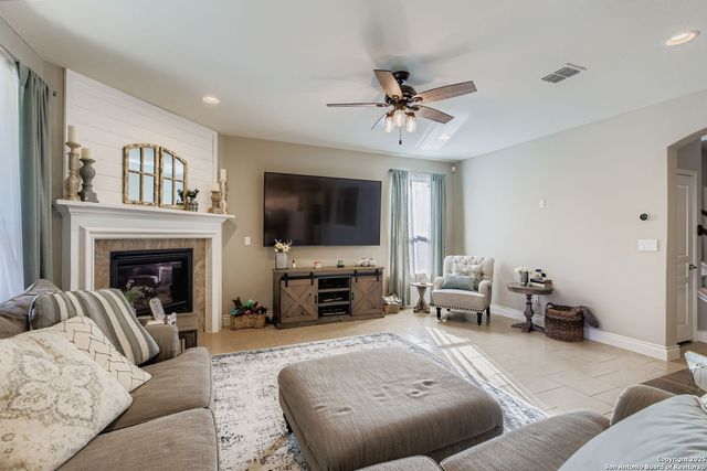 10639 Hibiscus Cove, Helotes, TX 78023