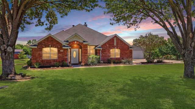 105 Meadow Green Street, Prosper, TX 75078