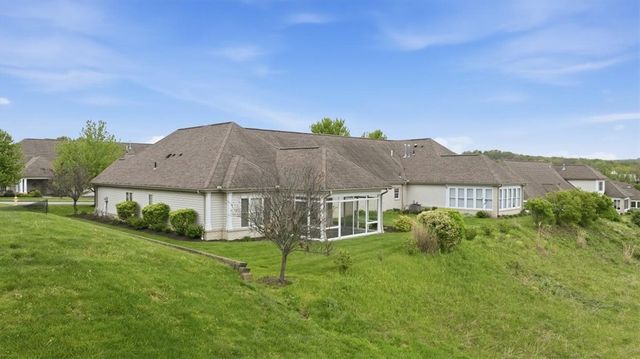 243 Hytyre Farms Dr, West Deer, PA 15044