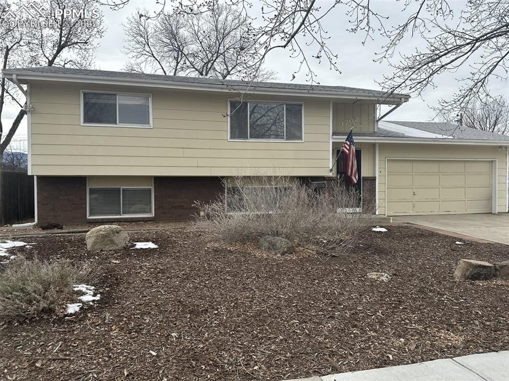 1702 Auburn Drive, Colorado Springs, CO 80909