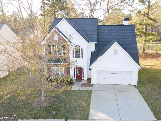 910 Lakeside Court, Loganville, GA 30052