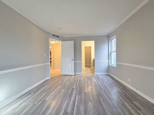 5001 Carriage Way Drive 116, Rolling Meadows, IL 60008