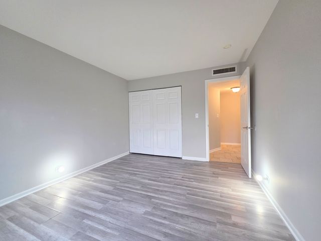 5001 Carriage Way Drive 116, Rolling Meadows, IL 60008