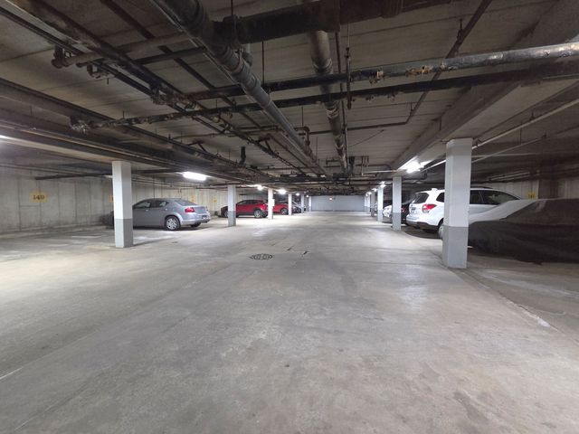 5001 Carriage Way Drive 116, Rolling Meadows, IL 60008