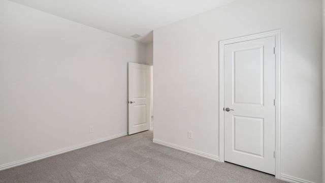 6624 Valley Lake Lane, Fort Worth, TX 76036