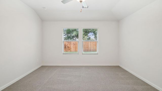 6624 Valley Lake Lane, Fort Worth, TX 76036