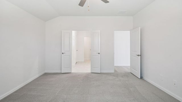 6624 Valley Lake Lane, Fort Worth, TX 76036
