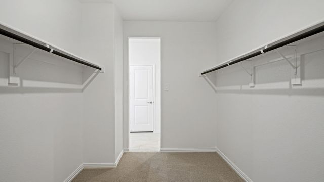 6624 Valley Lake Lane, Fort Worth, TX 76036