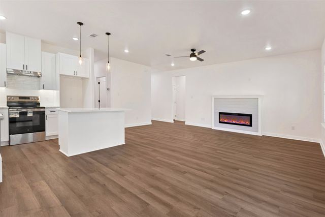 109 Cortez Street, Payne Springs, TX 75156