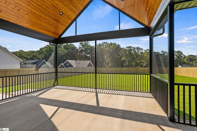 208 Forest Park Drive, Simpsonville, SC 29681