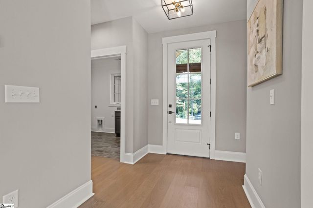 208 Forest Park Drive, Simpsonville, SC 29681
