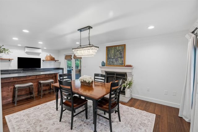 158 Pinecrest Road, Litchfield, NH 03052