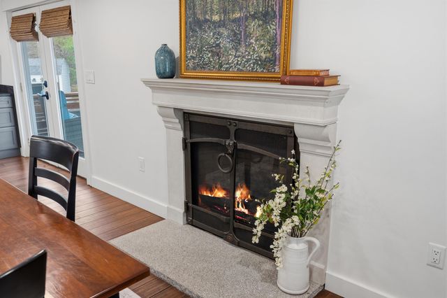 158 Pinecrest Road, Litchfield, NH 03052