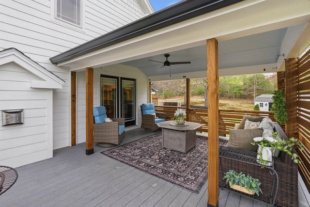 158 Pinecrest Road, Litchfield, NH 03052