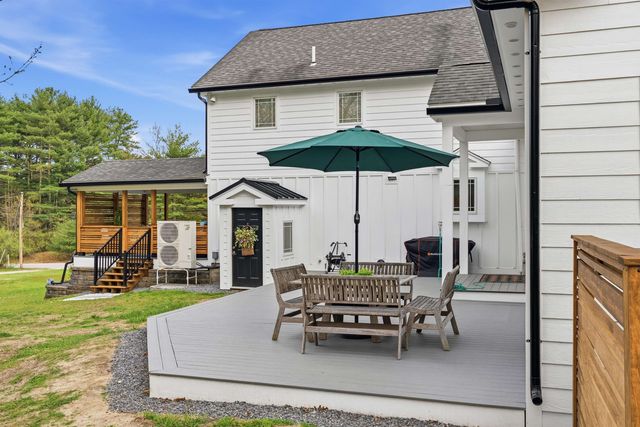 158 Pinecrest Road, Litchfield, NH 03052