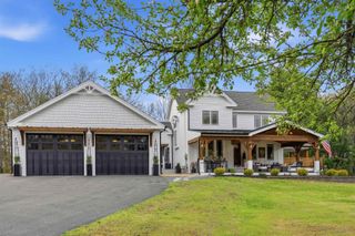 158 Pinecrest Road, Litchfield, NH 03052