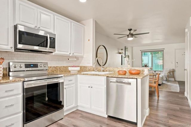6594 Bell Bluff, San Diego, CA 92119