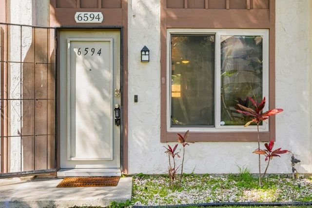6594 Bell Bluff, San Diego, CA 92119