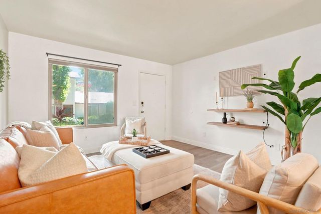 6594 Bell Bluff, San Diego, CA 92119