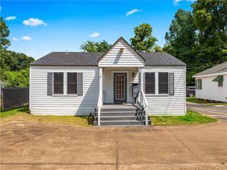 2911 JACKSON Street, Alexandria, LA 71301