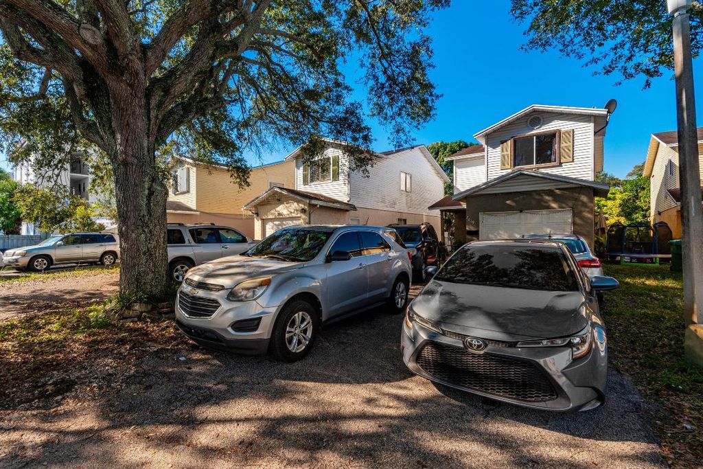 2019 NW 55th Terrace, Lauderhill, FL 33313