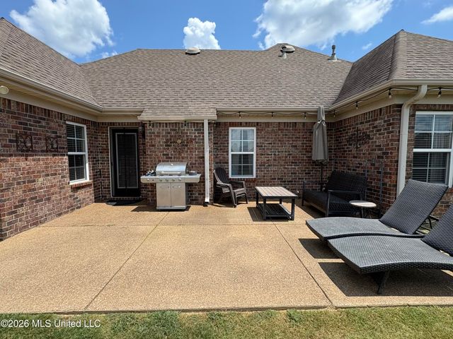 4161 Bramble Crest Drive, Southaven, MS 38672