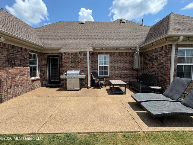 4161 Bramble Crest Drive, Southaven, MS 38672