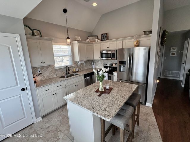4161 Bramble Crest Drive, Southaven, MS 38672