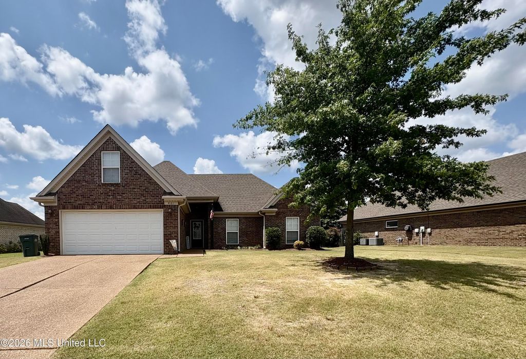 4161 Bramble Crest Drive, Southaven, MS 38672