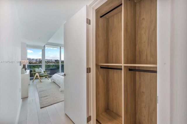 9201 E Bay Harbor Dr 503, Bal Harbour, FL 33154