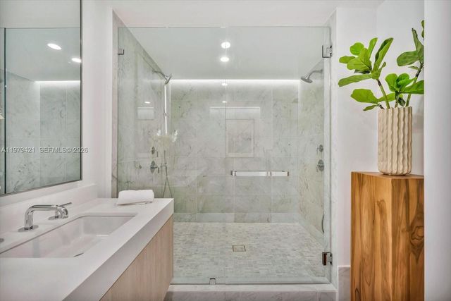 9201 E Bay Harbor Dr 503, Bal Harbour, FL 33154