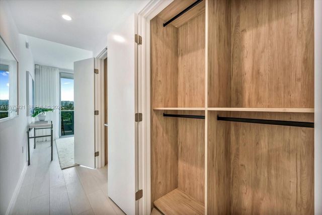 9201 E Bay Harbor Dr 503, Bal Harbour, FL 33154