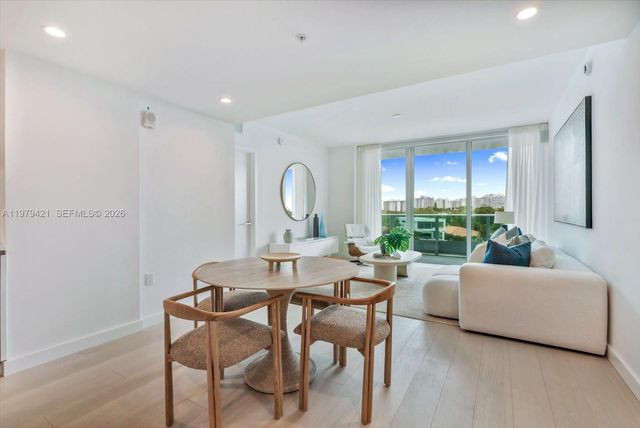 9201 E Bay Harbor Dr 503, Bal Harbour, FL 33154