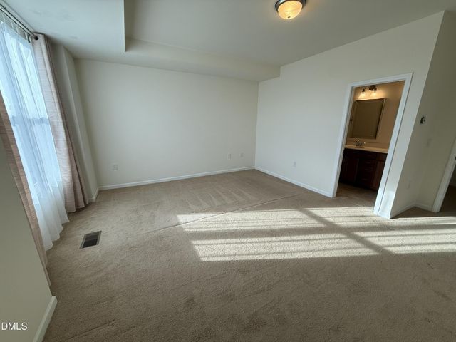 516 Skymont Drive, Holly Springs, NC 27540