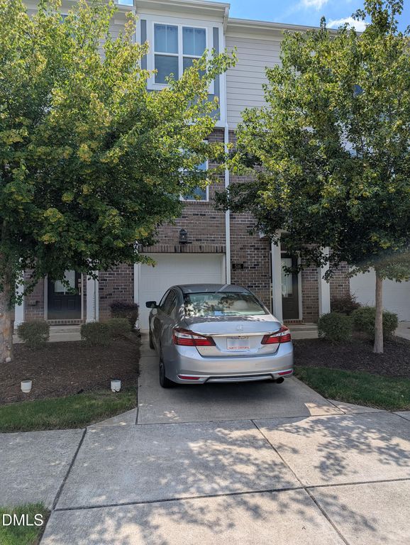 516 Skymont Drive, Holly Springs, NC 27540