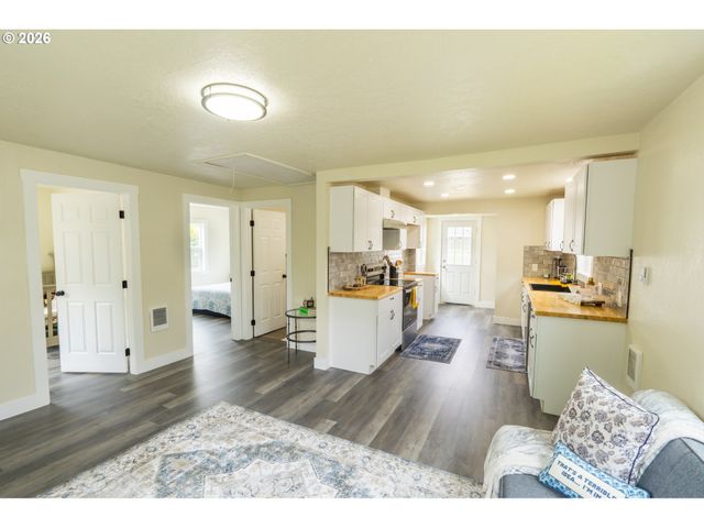 1925 Ne LIBERTY St, Salem, OR 97301