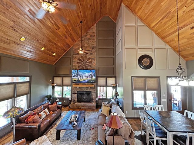 110 Giles Ln, Gallatin, TN 37066
