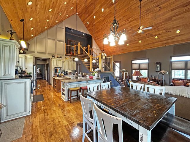 110 Giles Ln, Gallatin, TN 37066