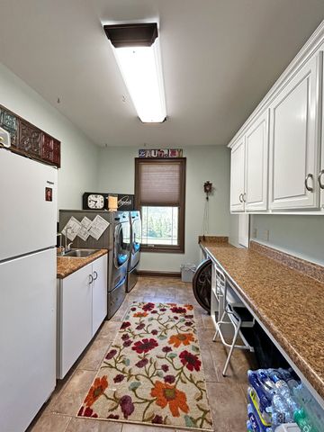 110 Giles Ln, Gallatin, TN 37066