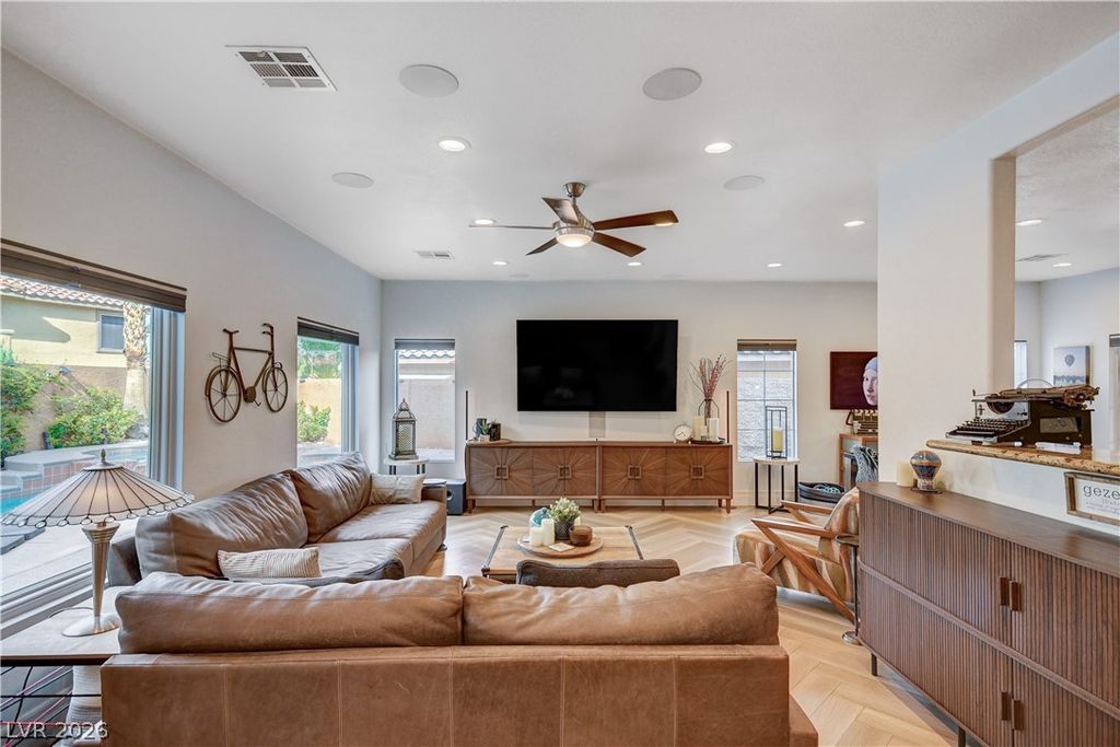 10612 Royal Willow Place, Las Vegas, NV 89144 — photo 2