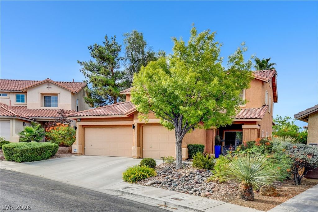 10612 Royal Willow Place, Las Vegas, NV 89144 — photo 5