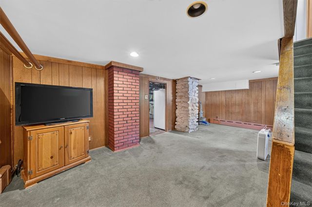 609 Stage Road, Monroe, NY 10950
