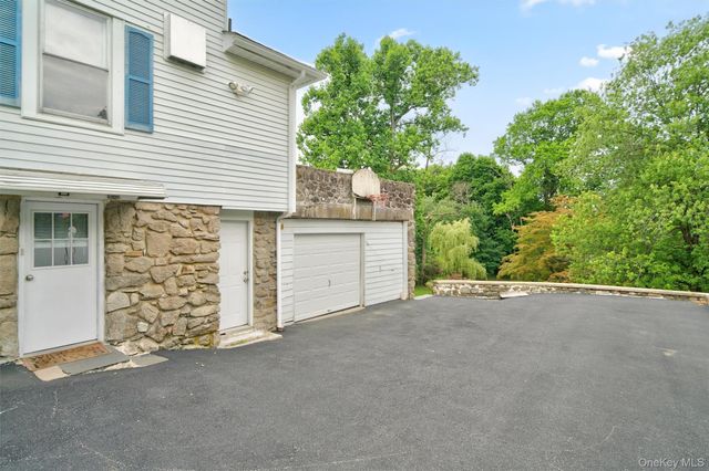 609 Stage Road, Monroe, NY 10950