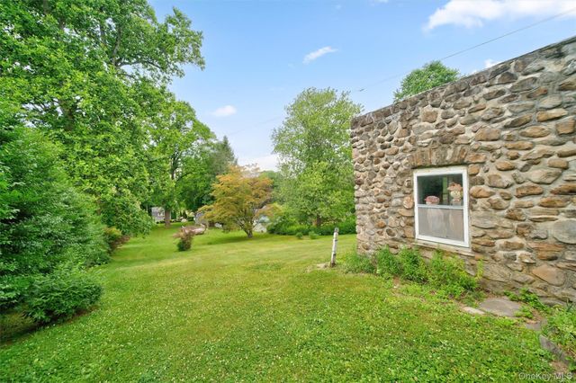 609 Stage Road, Monroe, NY 10950