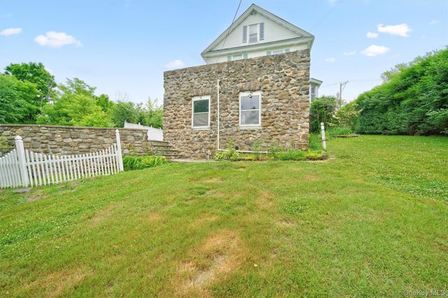 609 Stage Road, Monroe, NY 10950